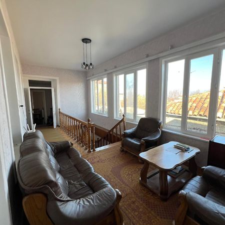 תלאווי Guesthouse Lilia &Wine Celler מראה חיצוני תמונה