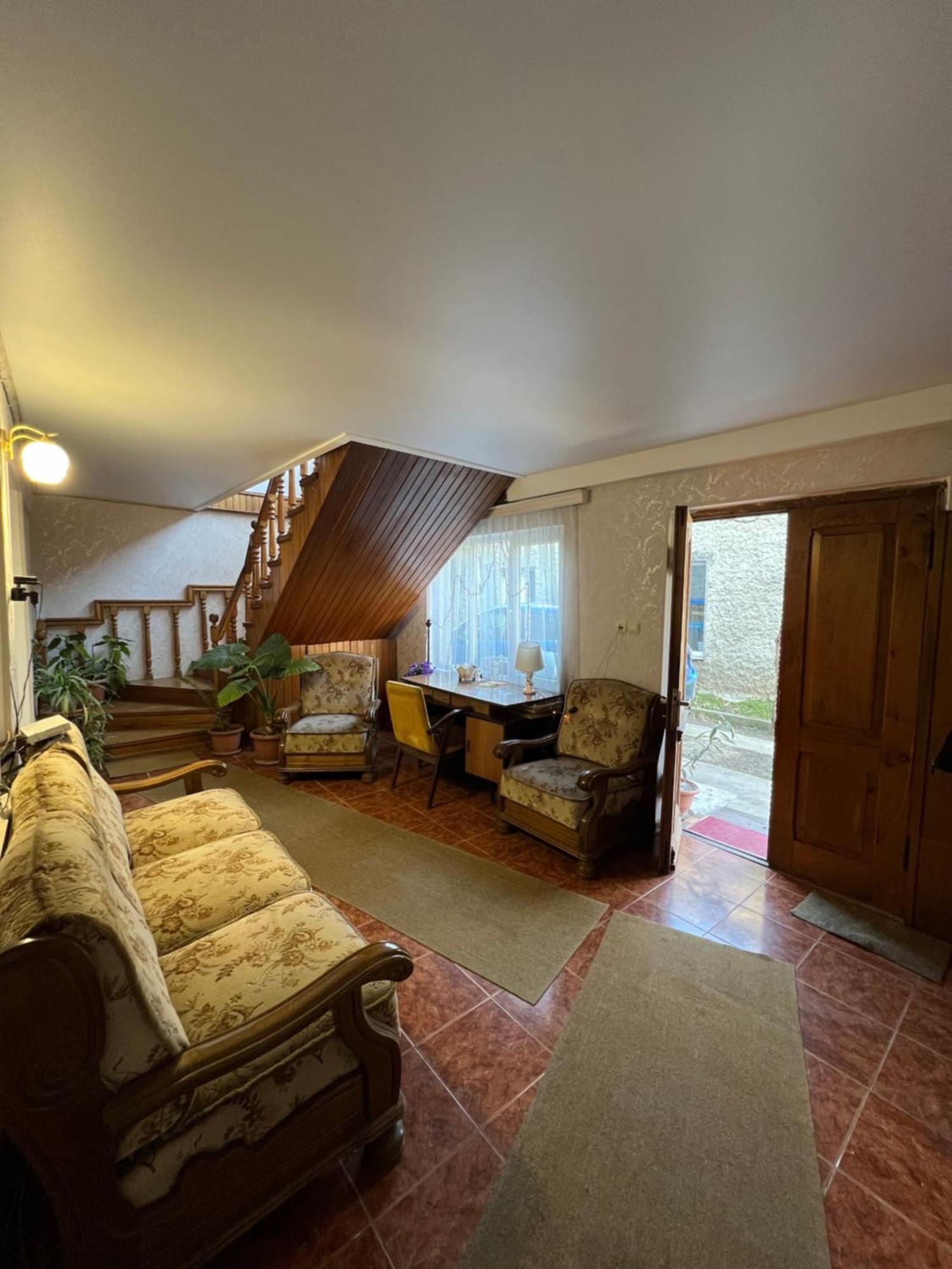 תלאווי Guesthouse Lilia &Wine Celler מראה חיצוני תמונה